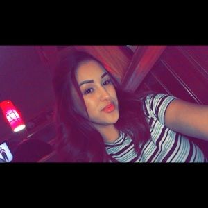 Meet your Posher, Denise